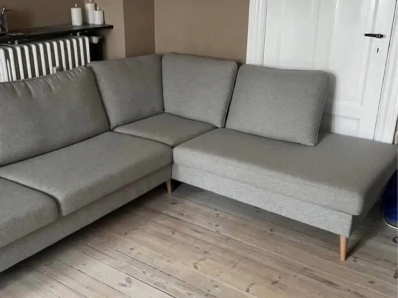 Billede 2 - Hjørnesofa med chaiselong