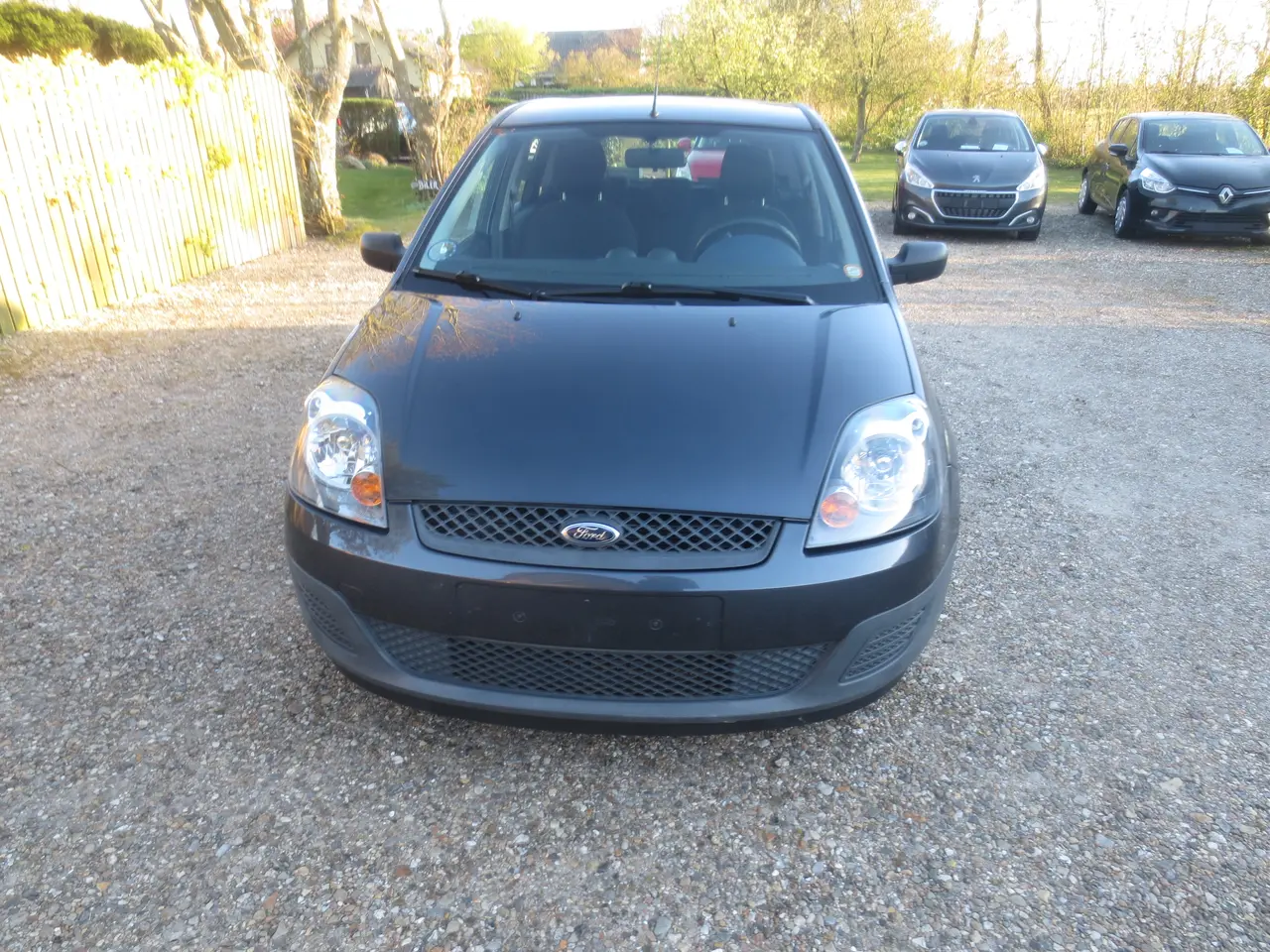 Billede 4 - Meget fin Ford Fiesta 1.4 i Nysynet. 