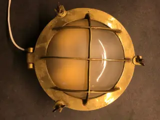 Skotlampe i messing, Ø24