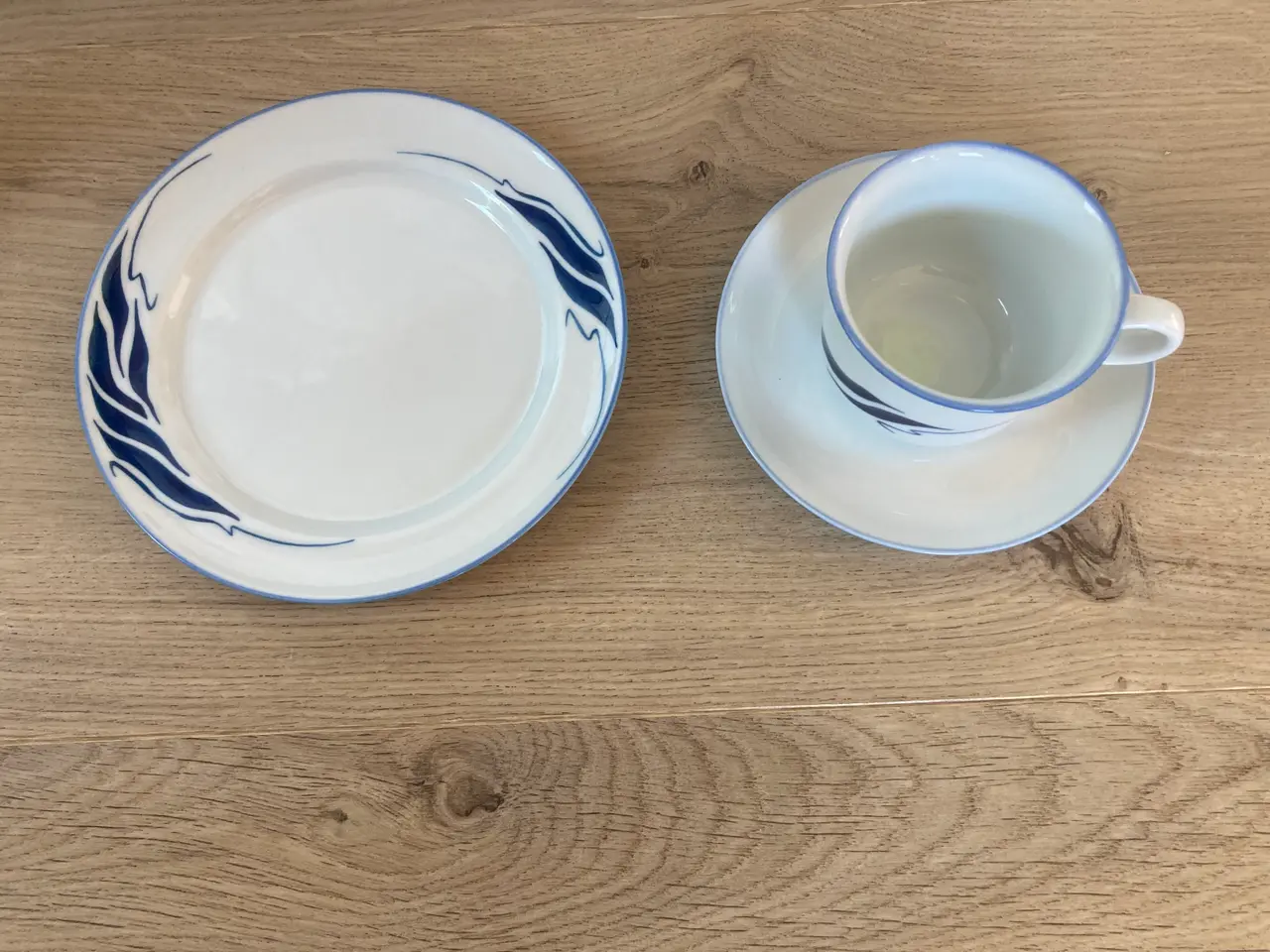Billede 2 - Desiree kaffestel sælges