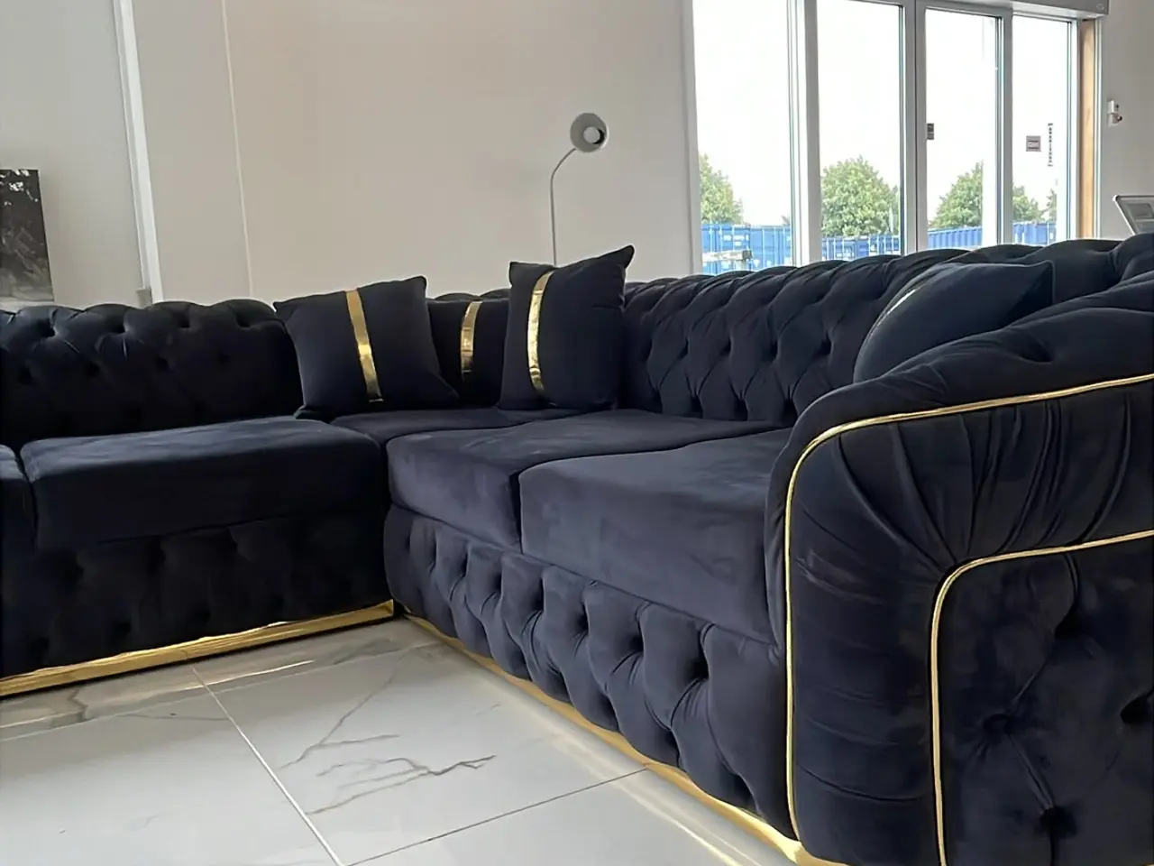Billede 6 - Chesterfield-hjørnesofa i mørkeblåt velour