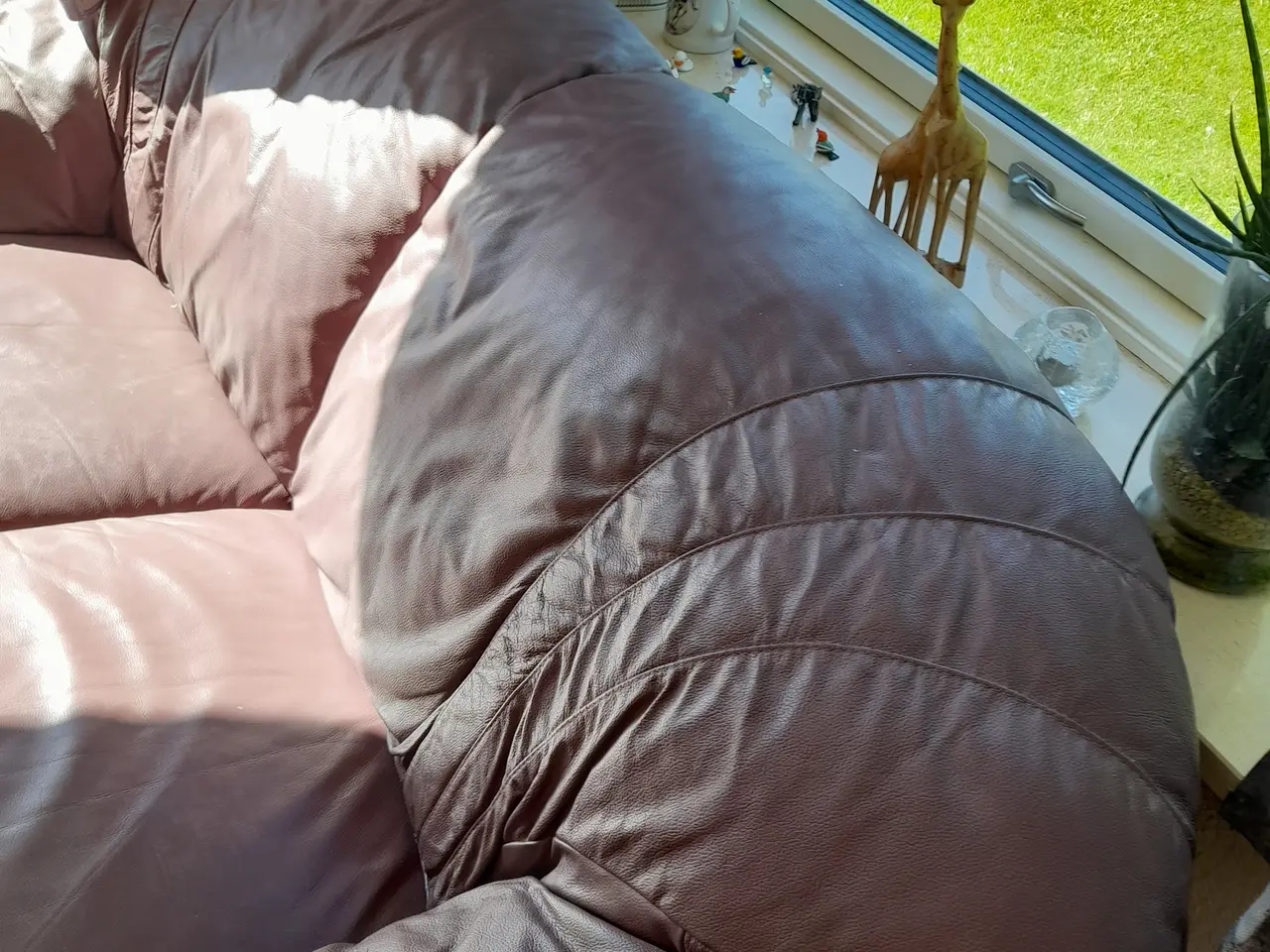Billede 3 - Pæn sofa kan afhentes gratis.