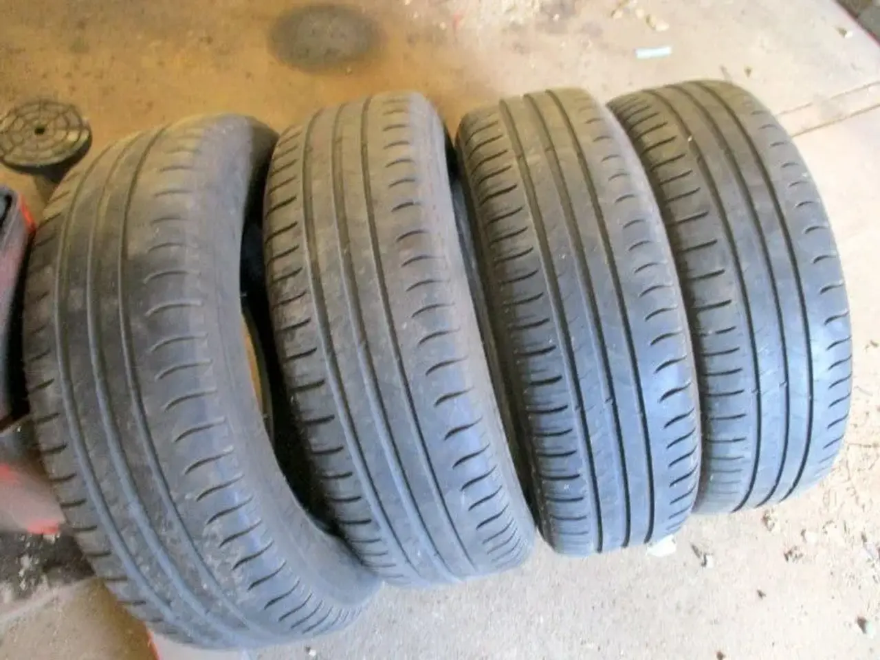 Billede 1 - 4 stk. 195/65/15" Michelin sommerdæk