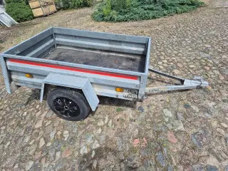500 kg trailer med ny bund