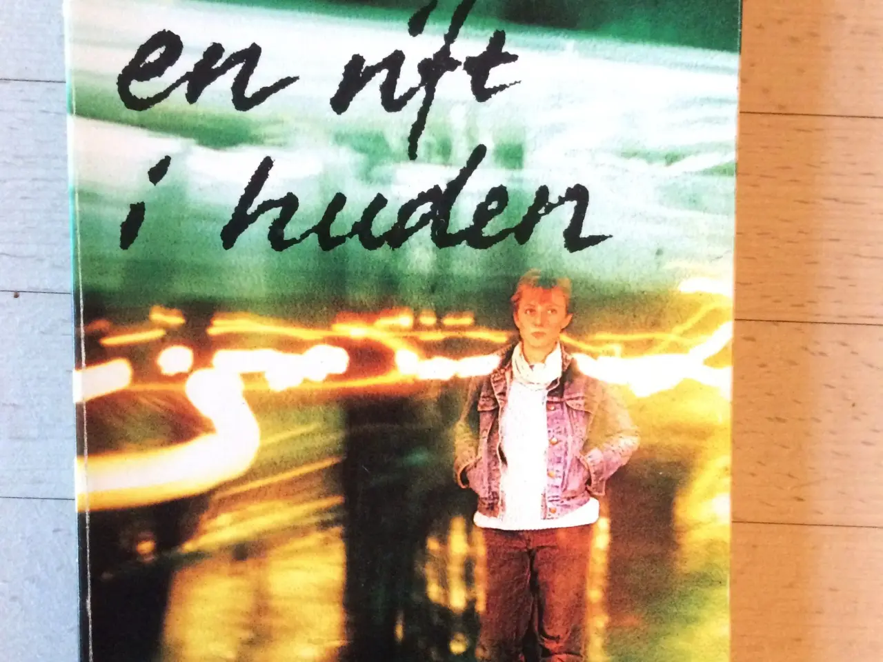 Billede 1 - En rift i huden, Tine Bryld