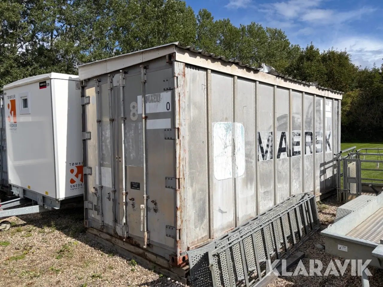 Billede 1 - Container 20 fod med indhold - Sprøjtekabine og diverse