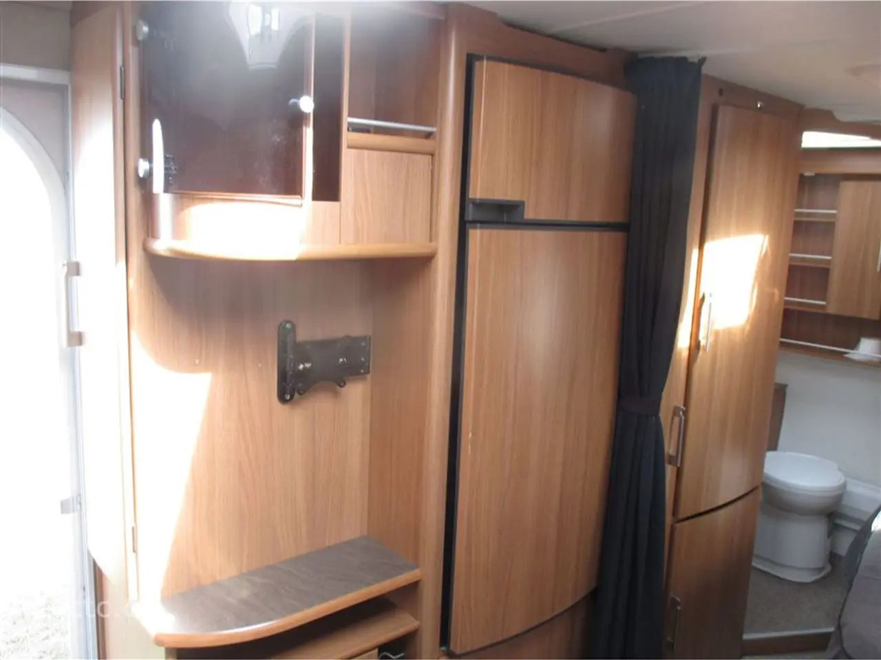Billede 9 - 2011 - Kabe Royal 520 XL KS
