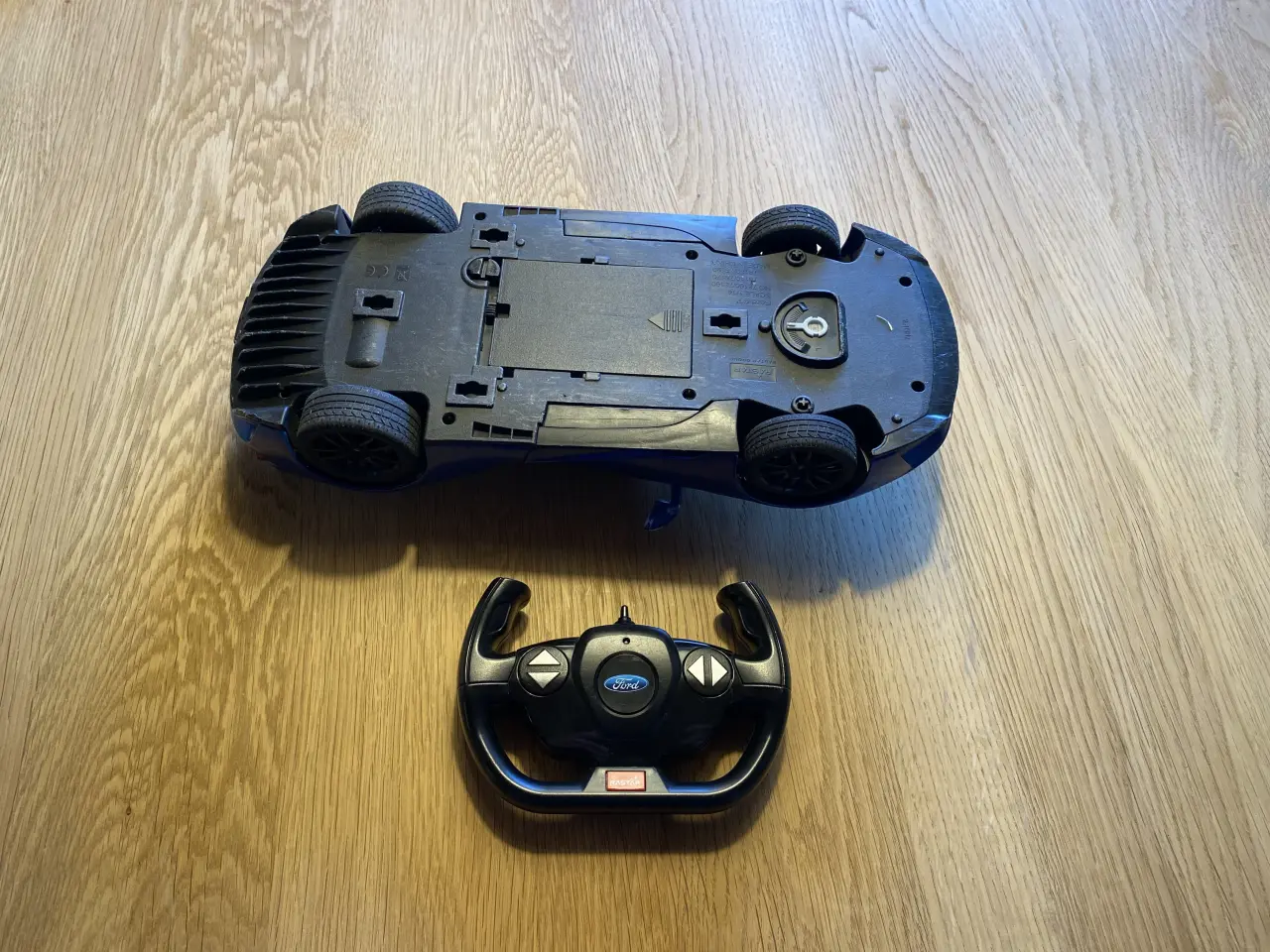 Billede 2 - Ford GT fjernstyret bil