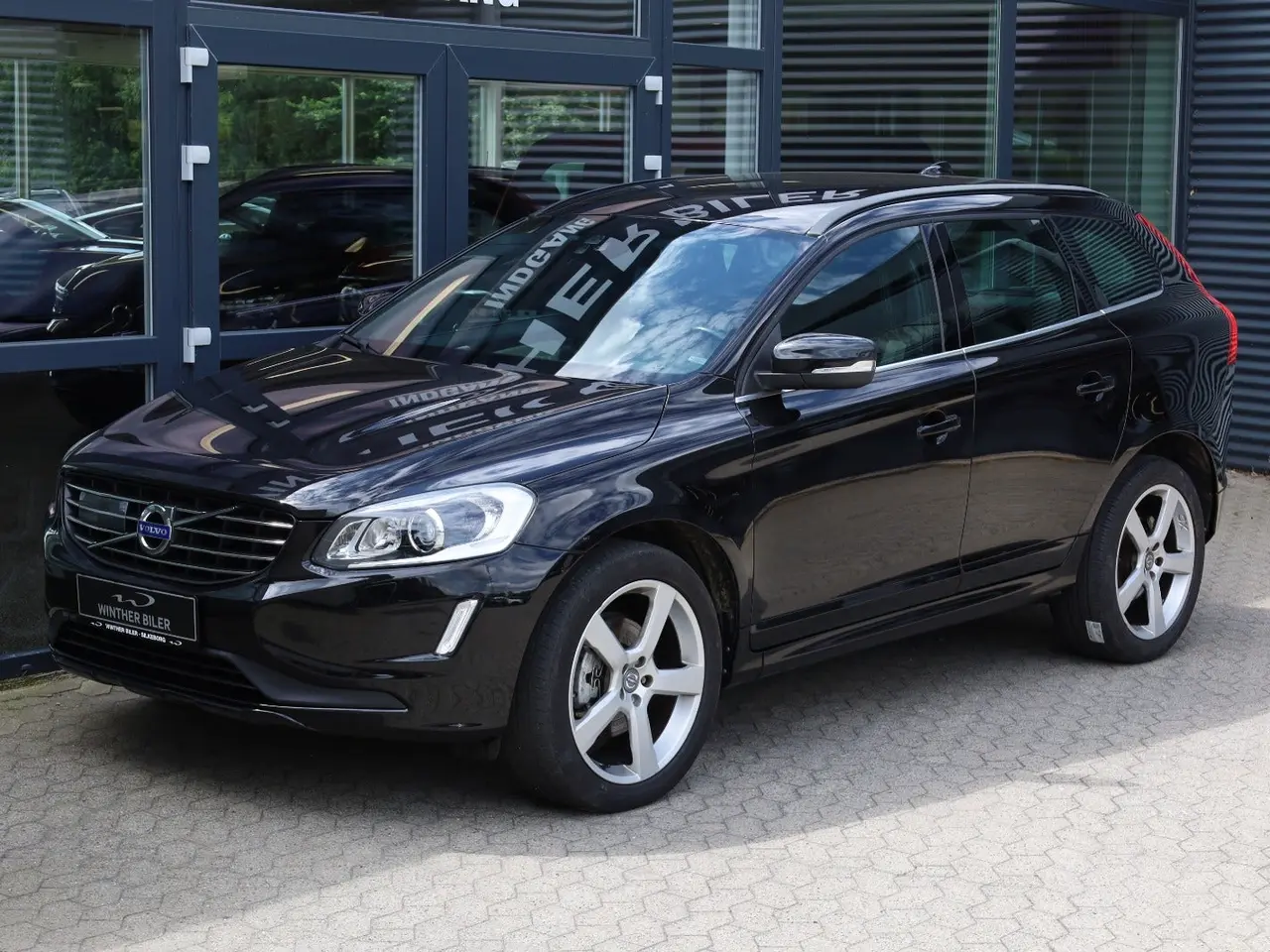 Billede 6 - Volvo XC60 2,4 D5 220 Momentum aut. AWD Van