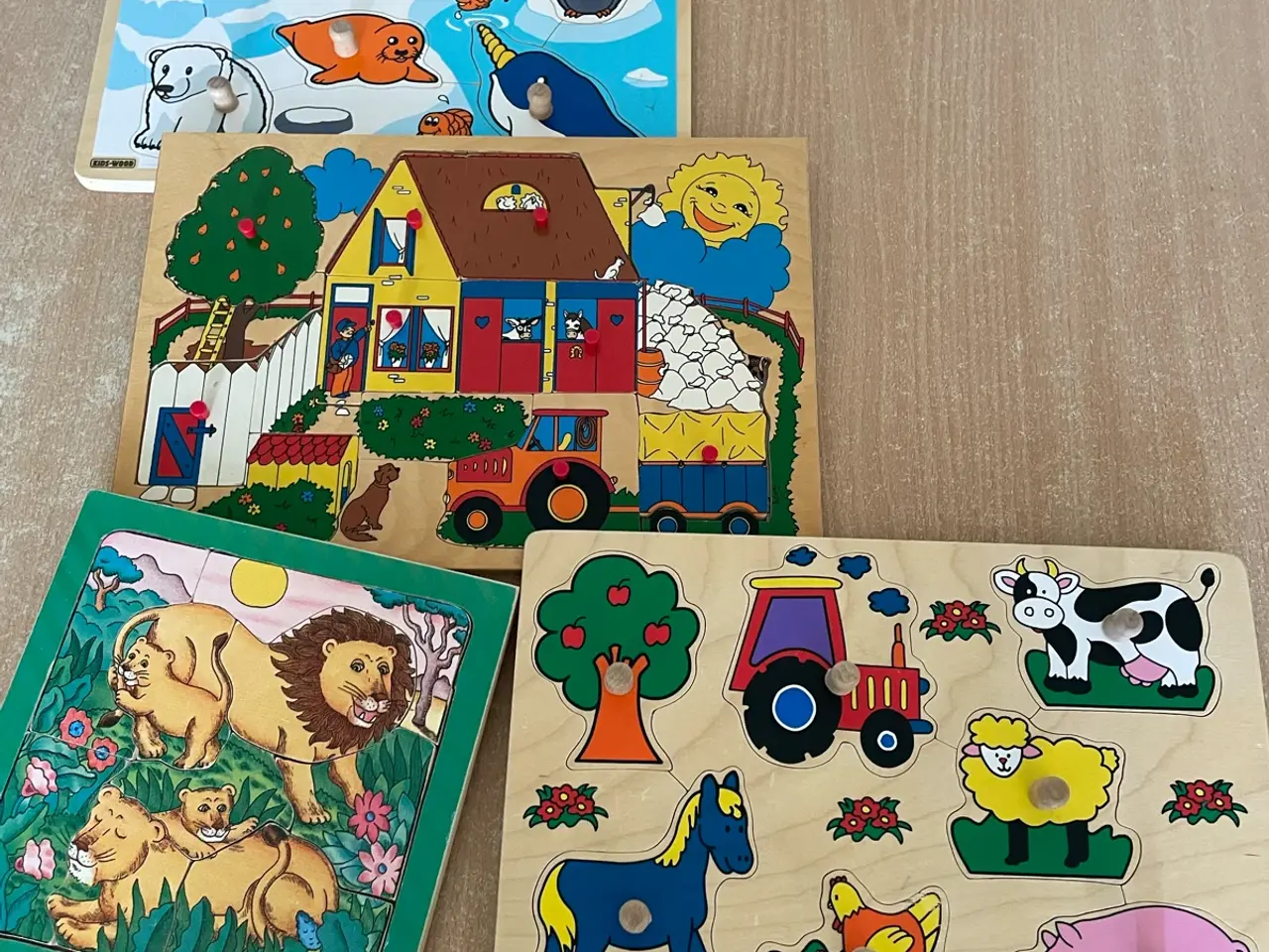 Billede 1 - Puslespil i træ sælges samlet