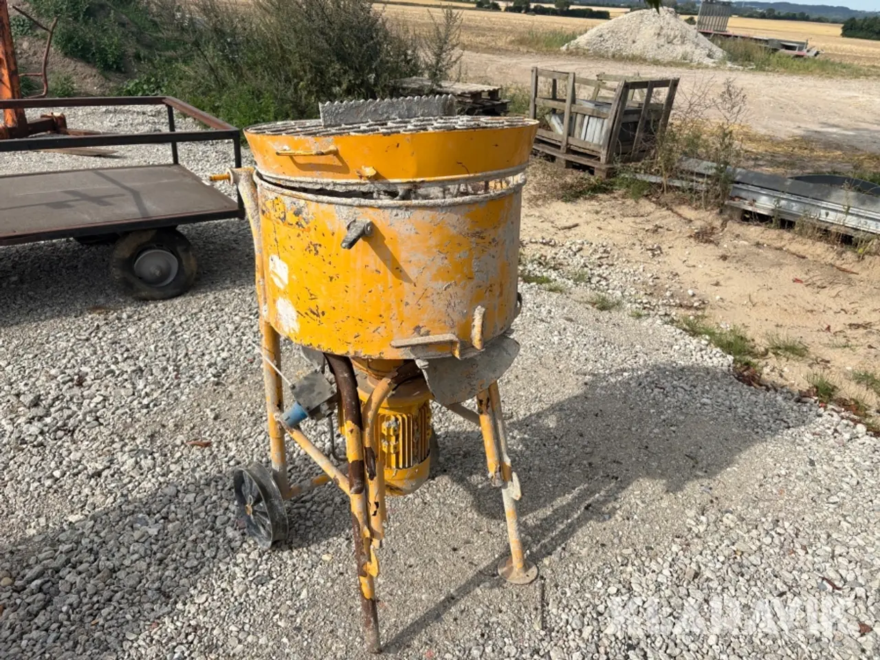 Billede 2 - Betonblander Soroto Maskiner As 25 R P80