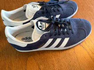 Adidas 42 nye