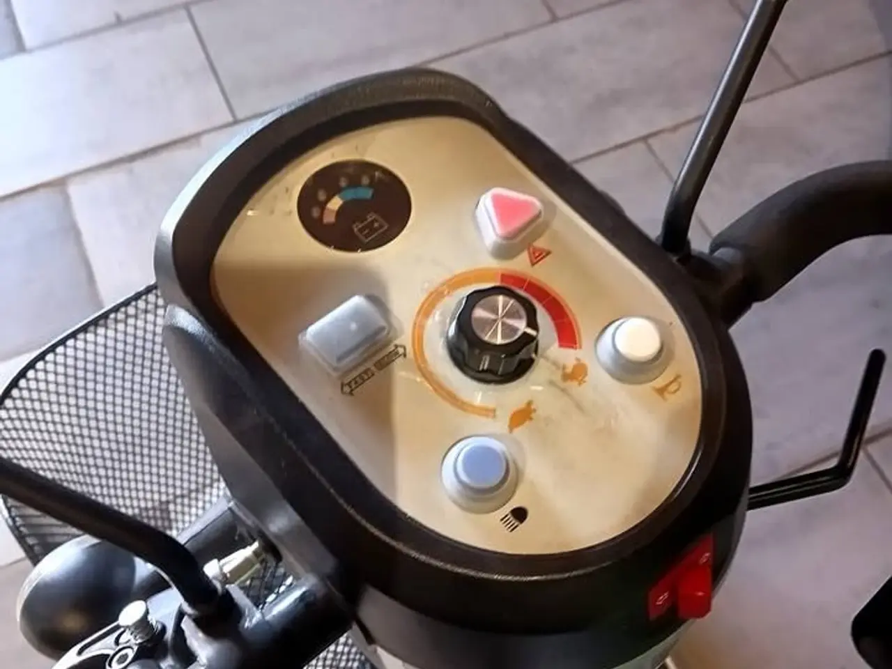 Billede 2 - 3 hjulet Easy Go scooter