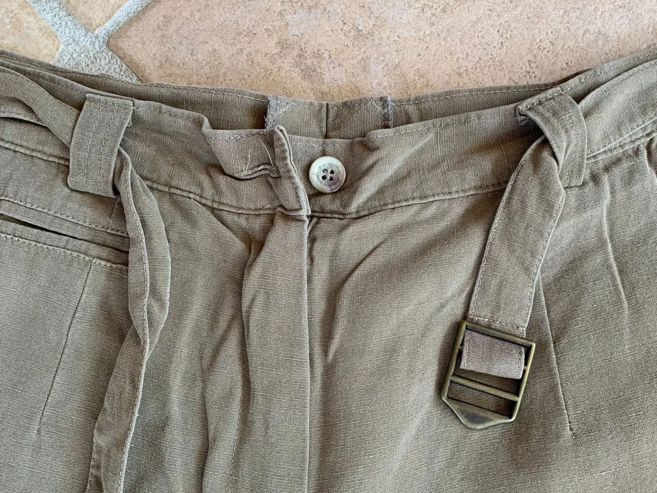 Billede 3 - CHOISE Shorts str. 40 