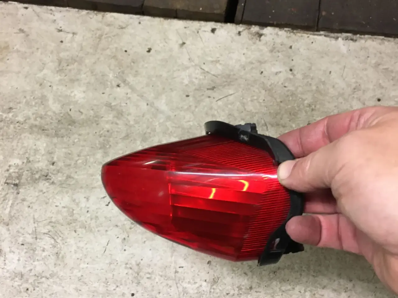 Billede 2 - Honda Transalp 650 V  Baglygte