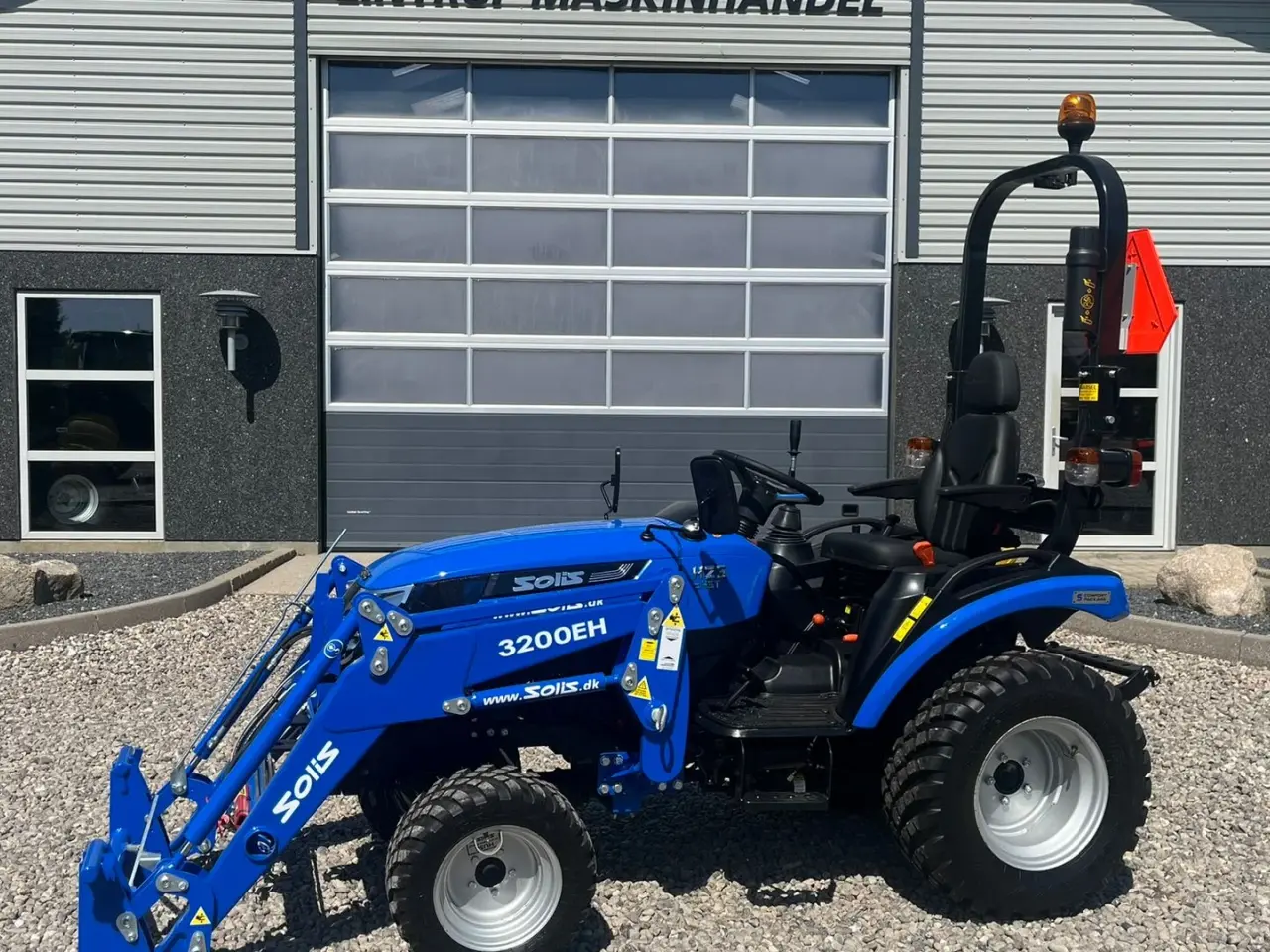 Billede 1 - Solis H26 HST Med Frontlæsser og GardenPro dæk