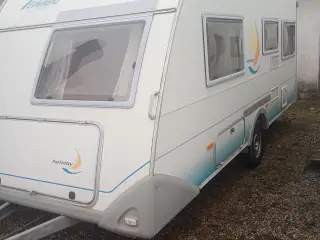 2002 Knaus Eifelland Holliday 465