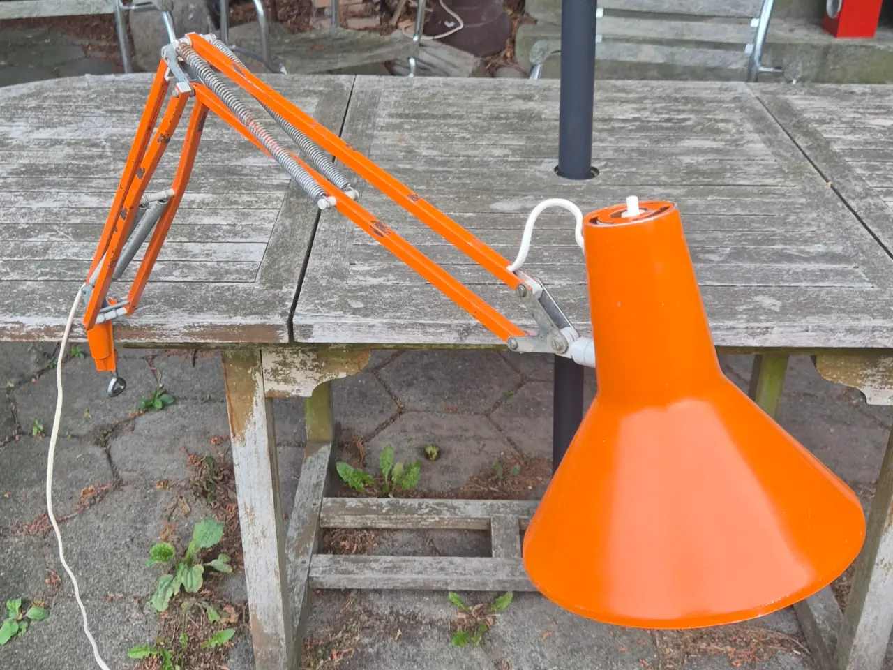Billede 15 - Rustik og solid orange arkitektlampe