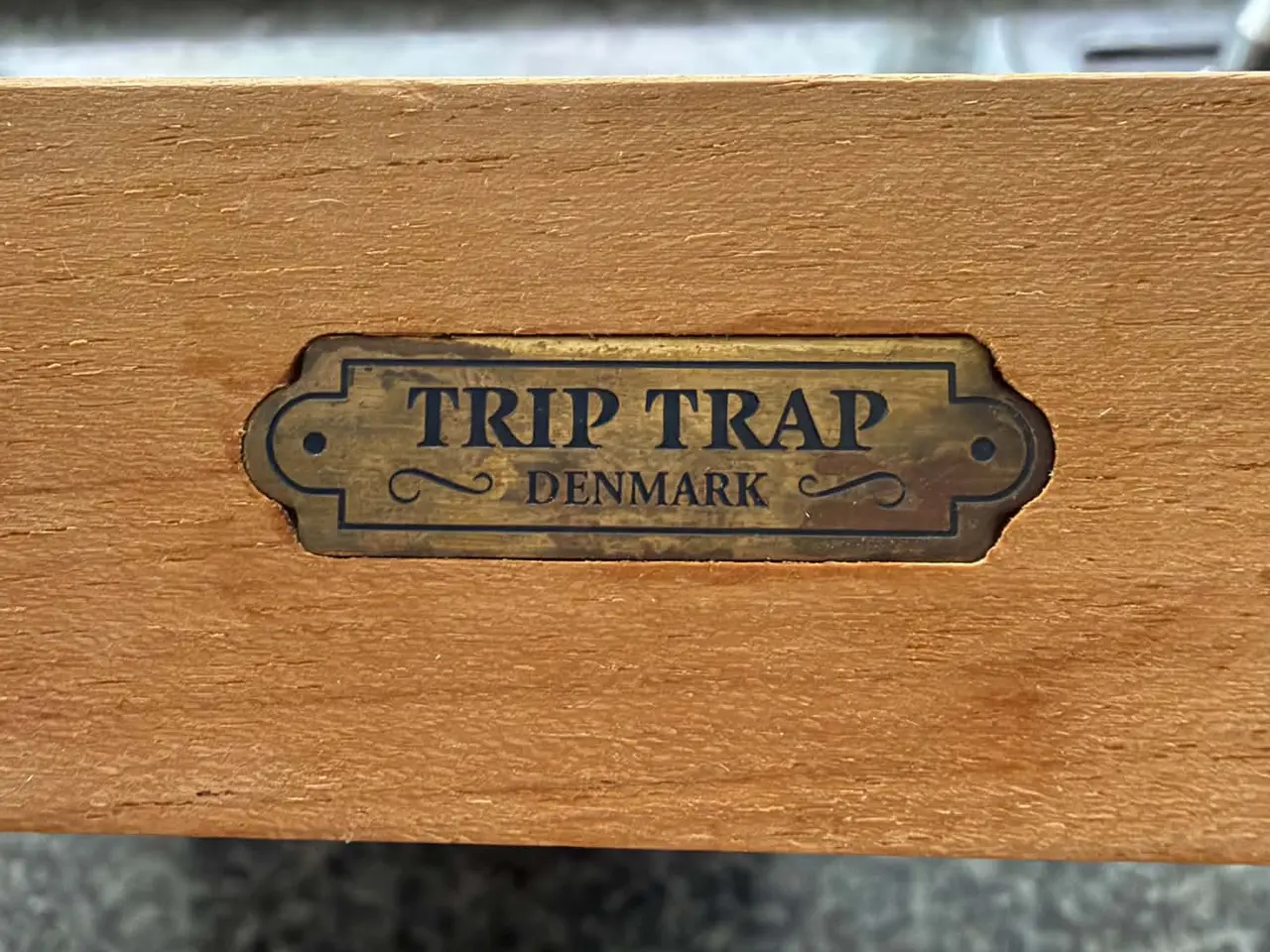 Billede 6 - Klassisk Trip Trap brødbakke/skærebræt med rist