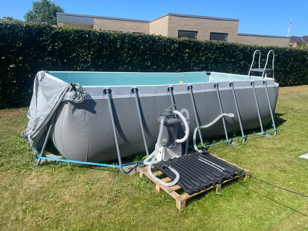 Billede 4 - Avenli 5x2,5x1,22 m pumpe, stige og solfanger