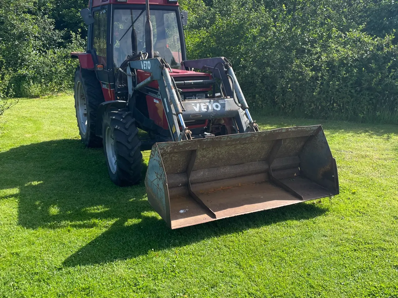 Billede 3 - 844 XL med 4x4 og frontlæsser