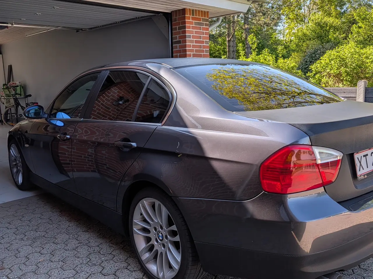 Billede 1 - velholdt BMW 325I