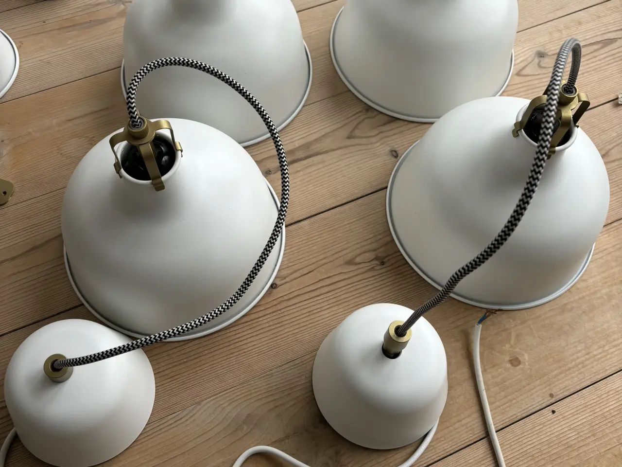 Billede 3 - Ikea 4 loftslamper og 1 klipslampe