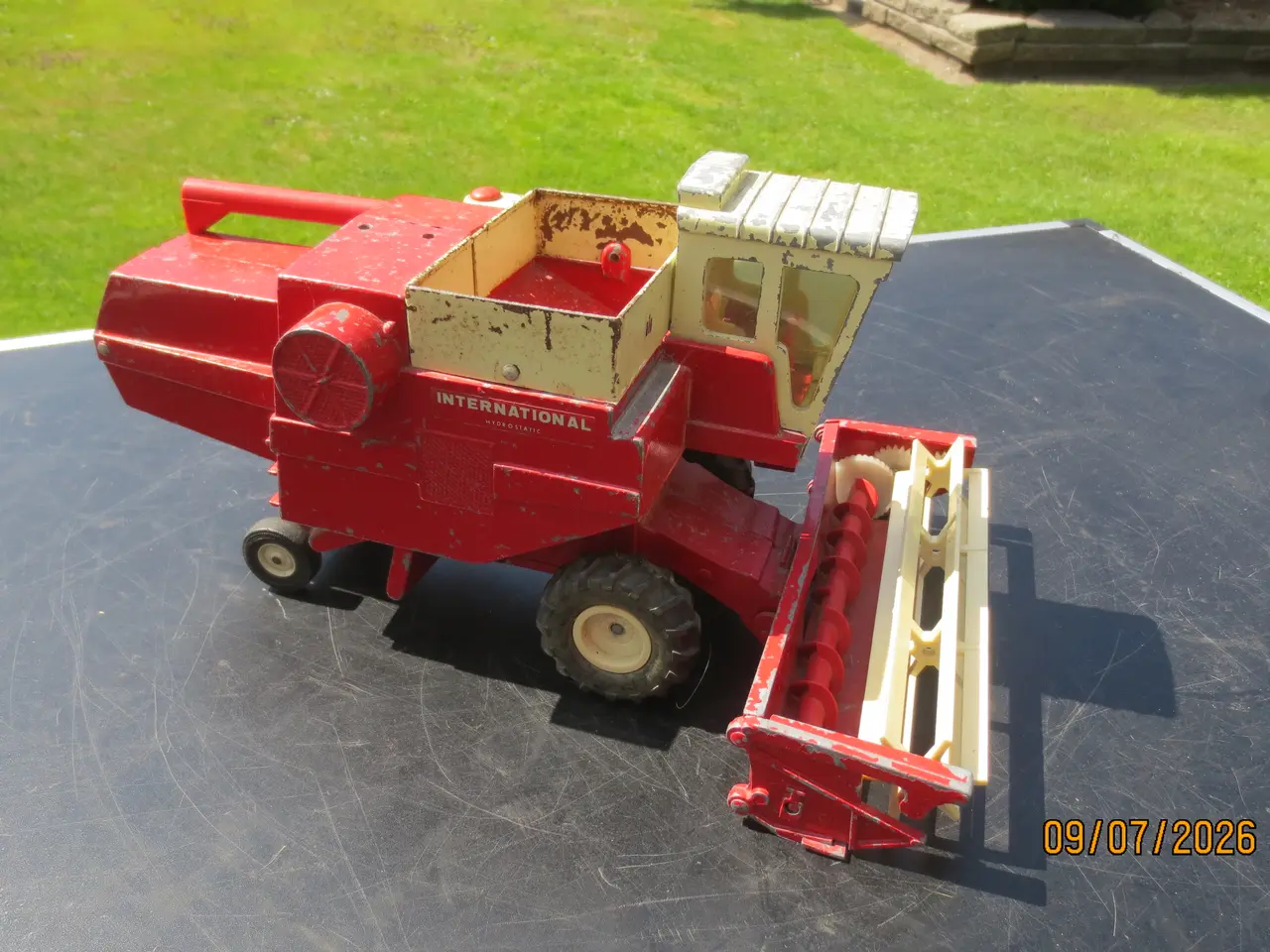 Billede 4 - 1 stk Modelmejetærsker IH International AXIAL  