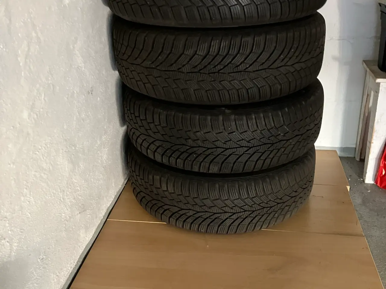 Billede 4 - Originale VW Stålfælge med Continental Vinterdæk –