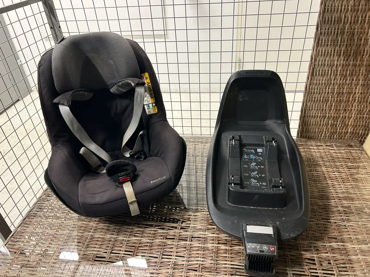Billede 1 - Maxi-Cosi 2wayPearl autostol sort