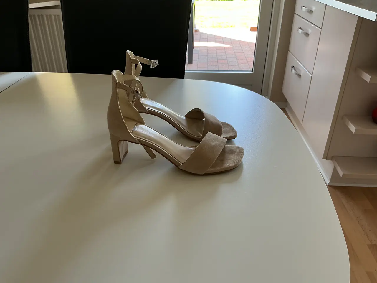 Billede 1 - Sandaler