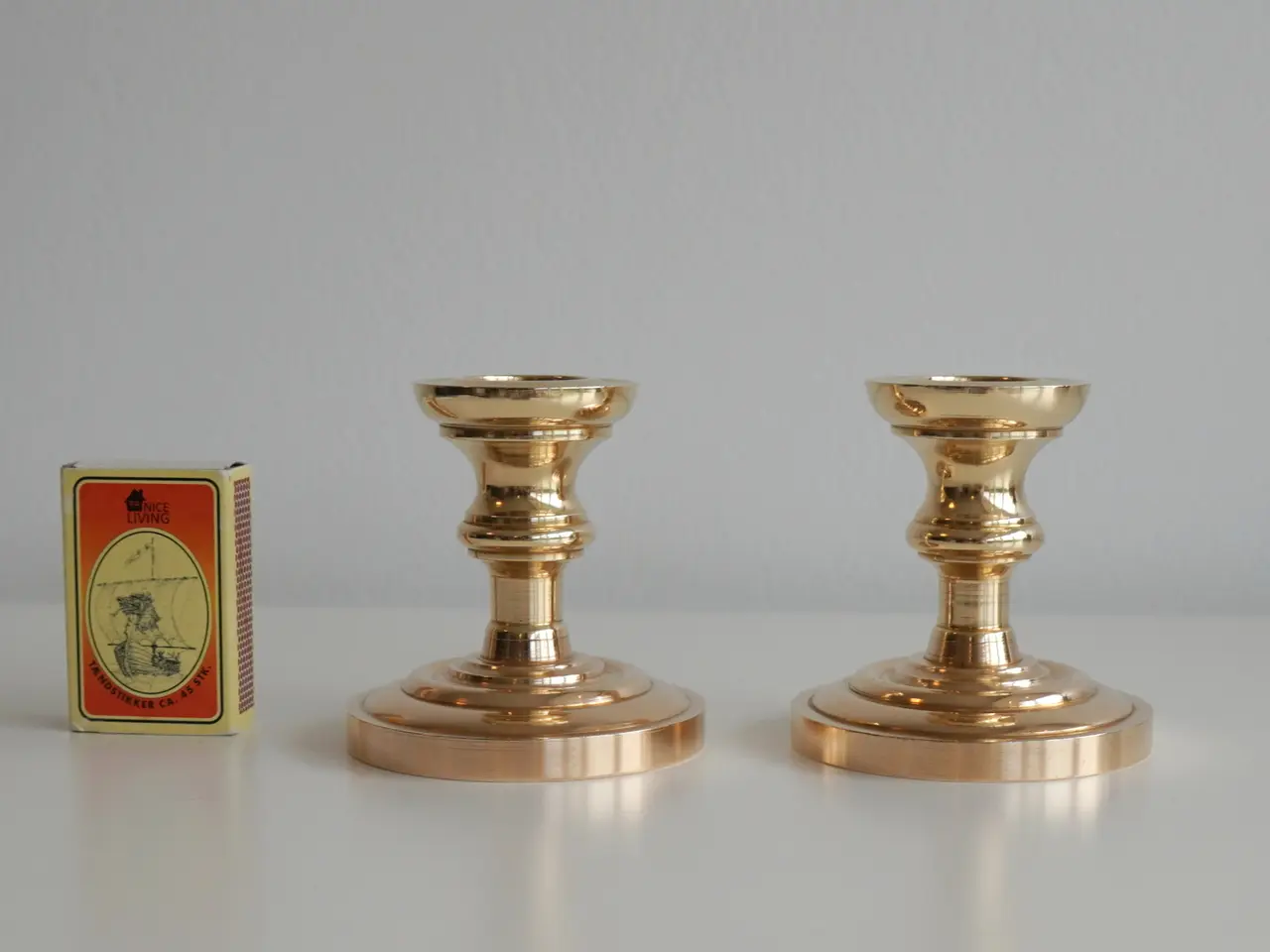 Billede 2 - Tunge lysestager i massiv messing – 150 for begge
