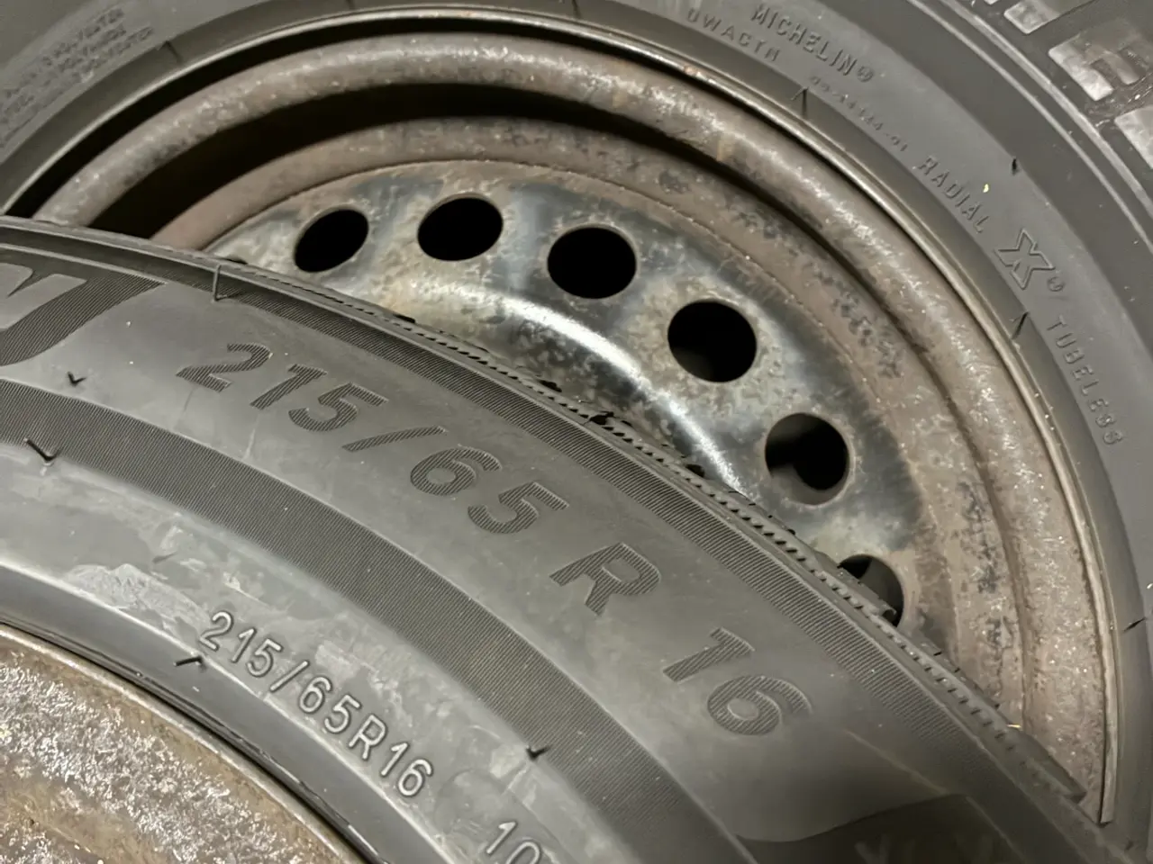 Billede 1 - Vinterhjul, Michelin dæk