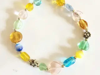 Armbånd, lys gul, blå, klare perler