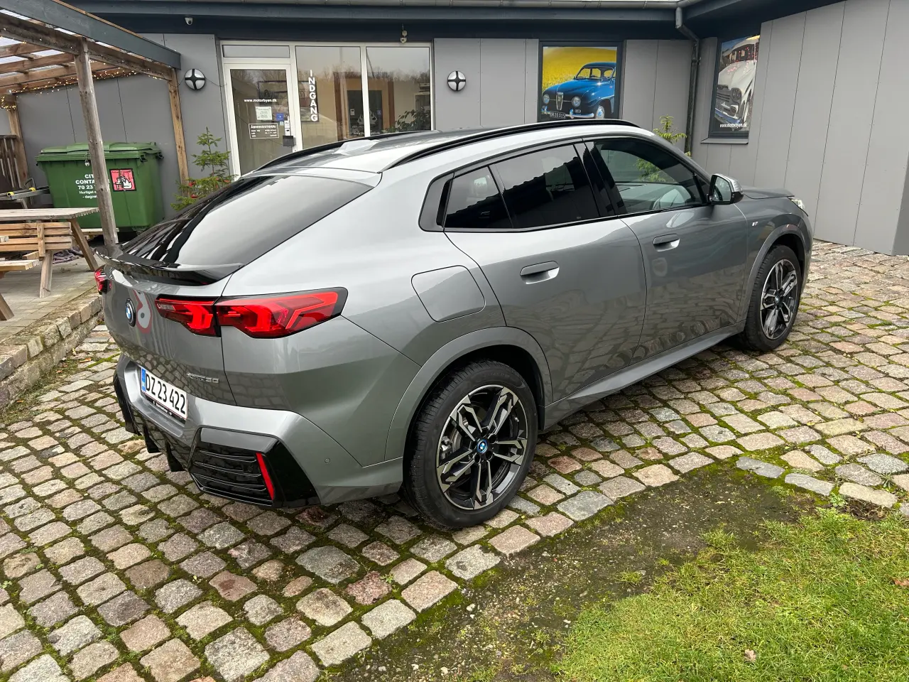 Billede 4 - BMW IX2 30 SPORT X-DRIVE SUW m træk & vinterhjul 