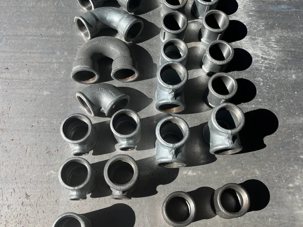 Billede 3 - VVS Fittings 1 1/4 tomes Galvaniseret