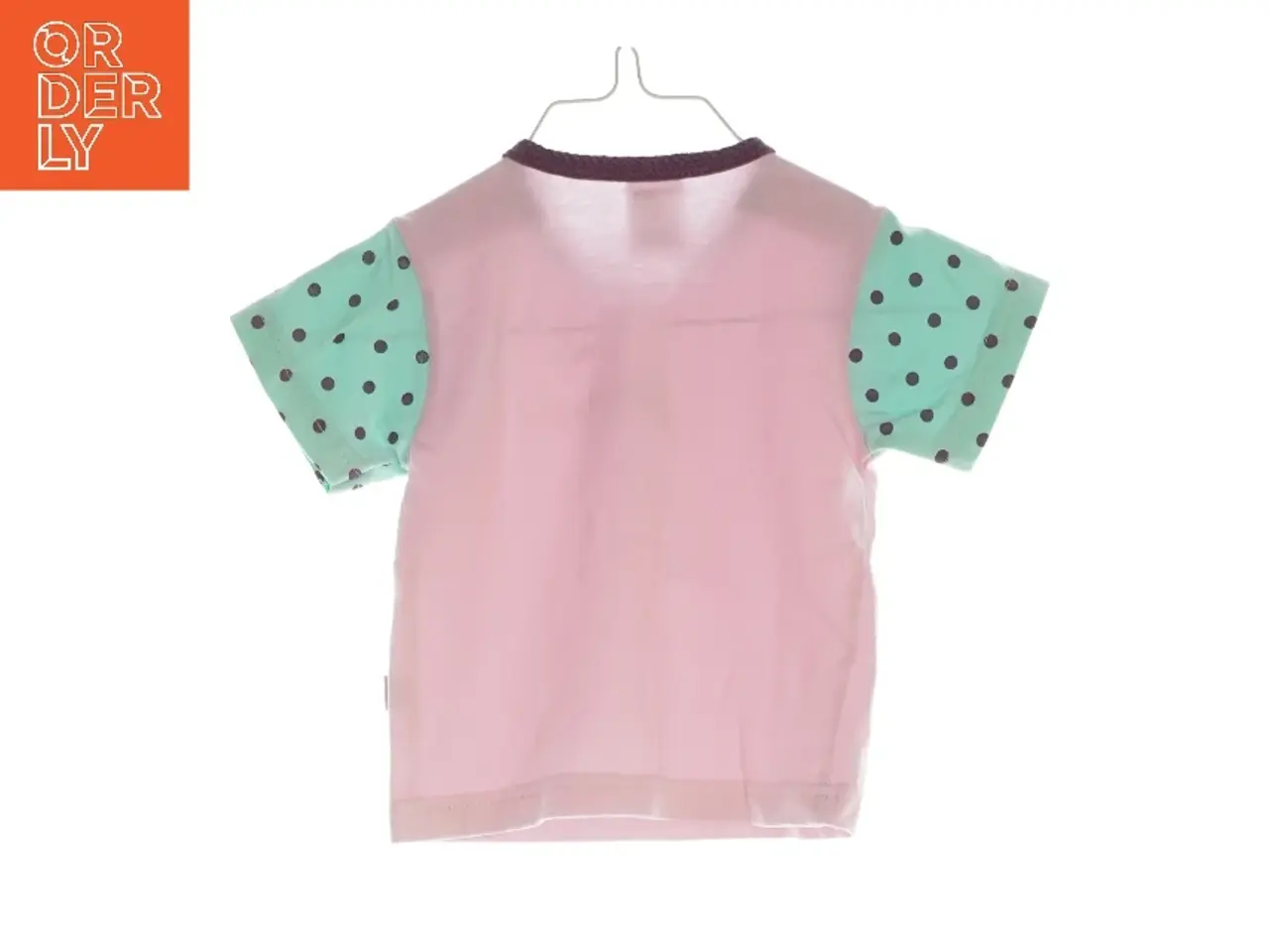 Billede 2 - T shirt fra Friends (str. 62)