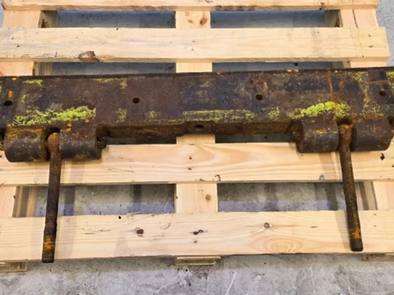 Billede 2 - Claas Jaguar 850 Støtte For Skærestang 9847021