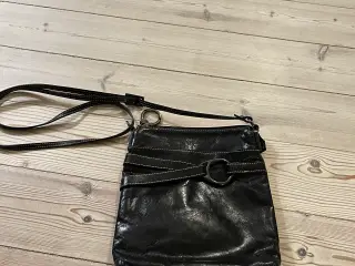 Skuldertaske