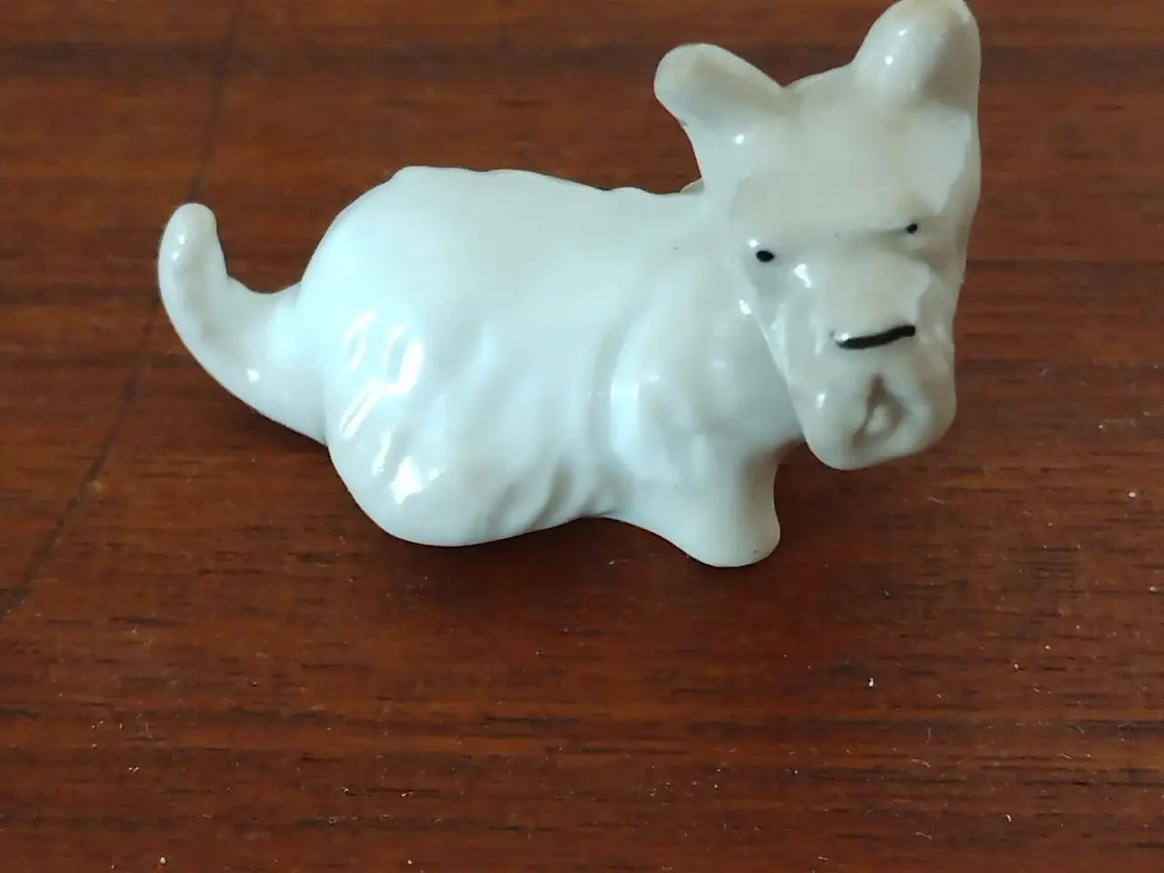 Billede 1 - Lille porcelæns hund