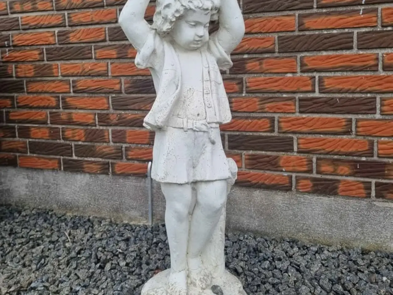 Billede 1 - Flot beton dreng