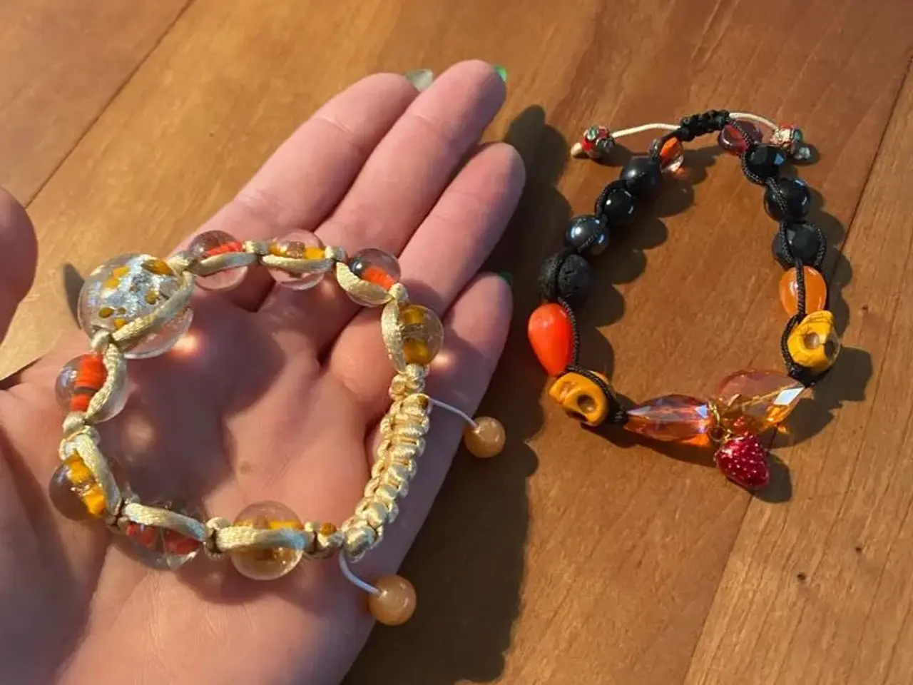 Billede 6 - Nye knyttede armbånd