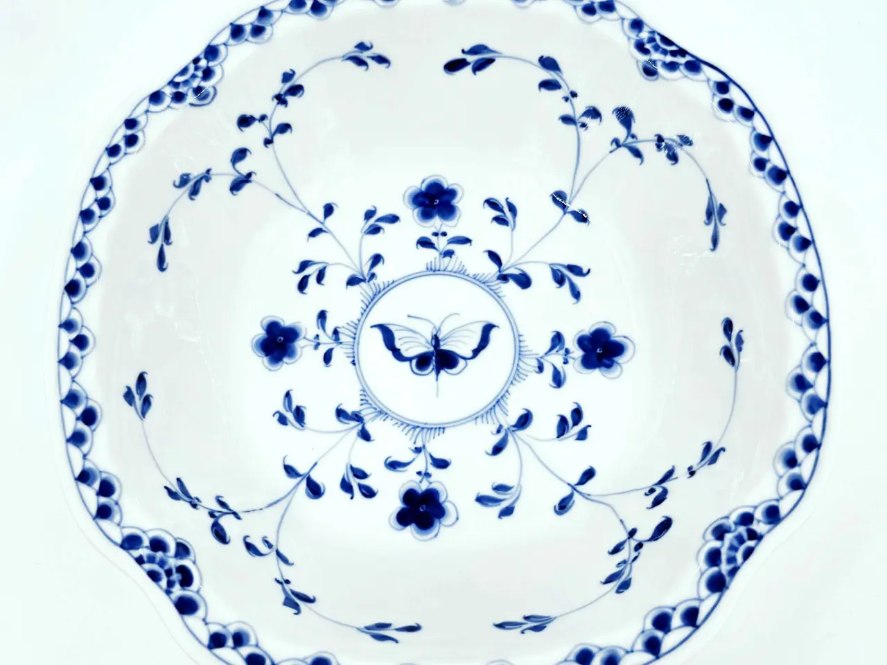 Billede 9 - Dickens Sommerfugl kartoffelskål Porcelæn