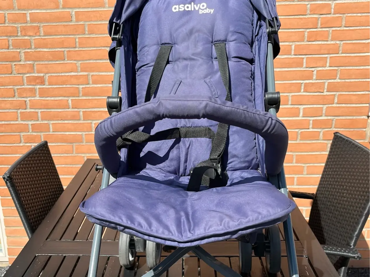 Billede 2 - Klapvogn med ligge funktion.