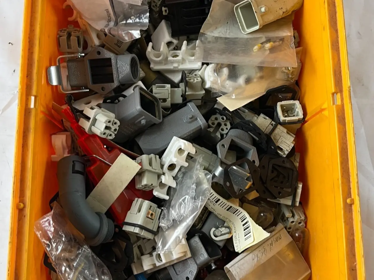 Billede 1 - Harting Heavy Duty Connectors blandet parti Plugs