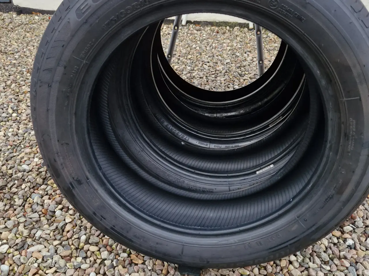 Billede 3 - 175/60R16 82H sommerdæk
