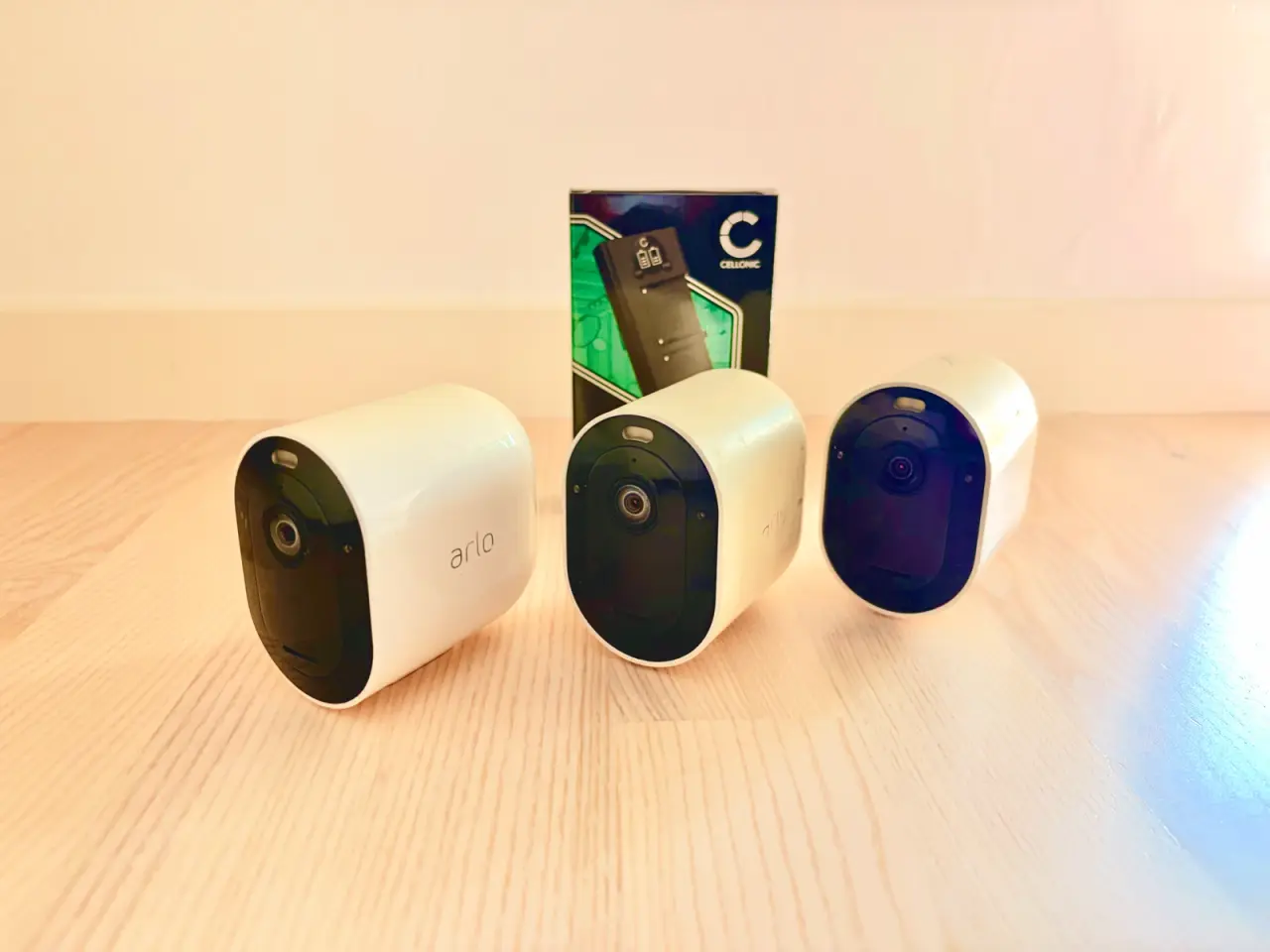 Billede 1 - Arlo Pro 3 Combo