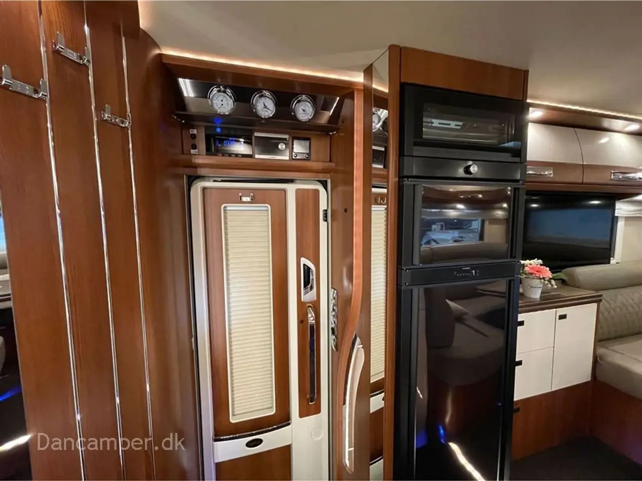 Billede 22 - 2025 - Carthago liner-for-two 53 L   Fabriksny luxuscamper