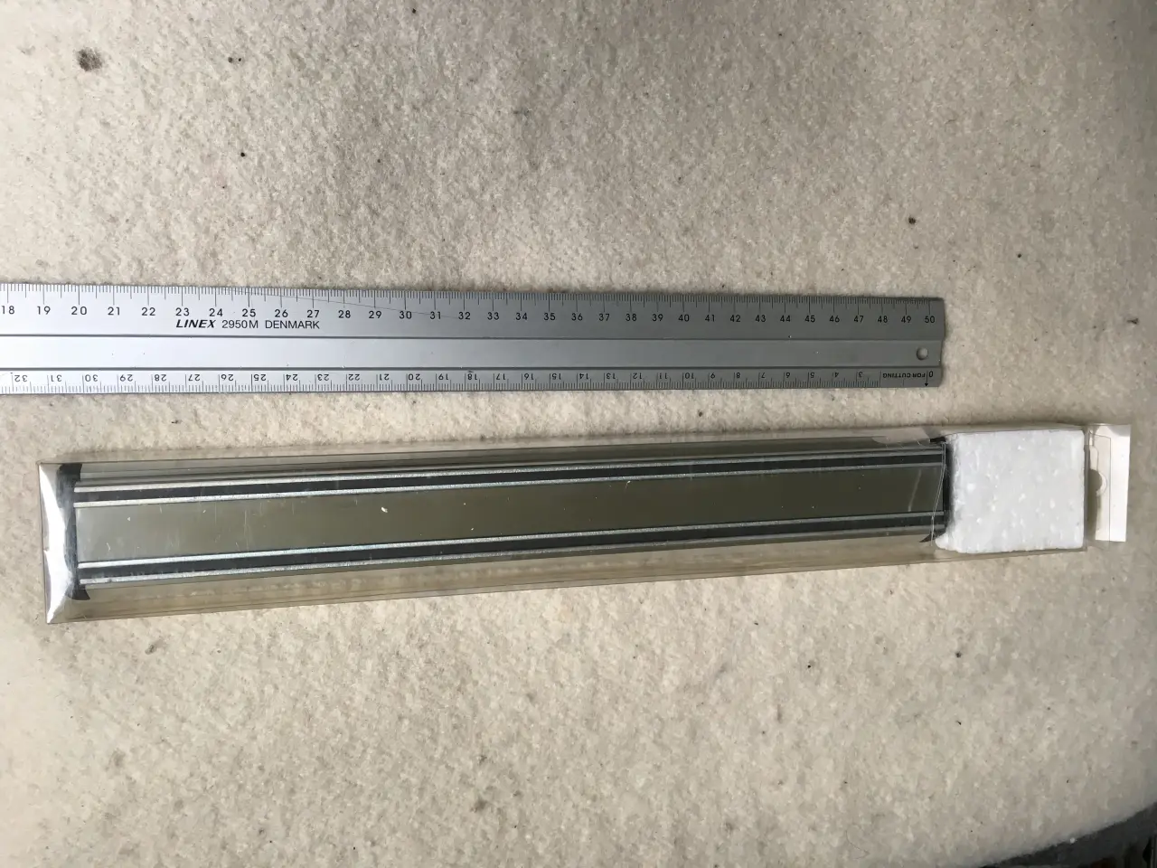 Billede 1 - Magnetskinne til knive, 30cm