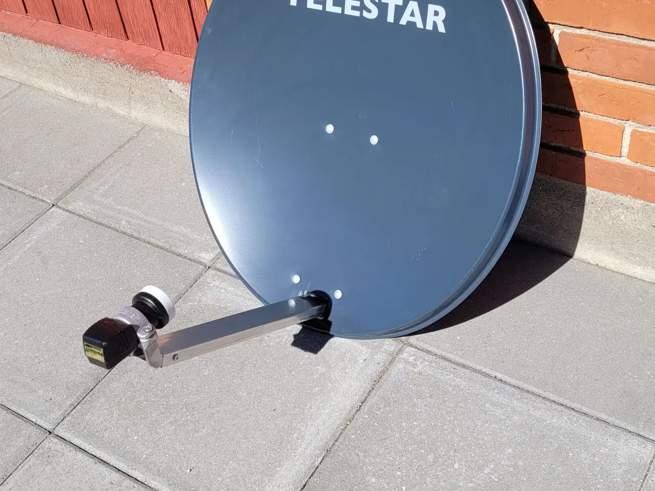 Billede 1 - 60cm Parabolantenne